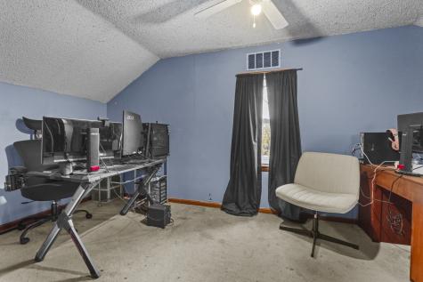 207 East Taylor Street Grant Park IL 60940