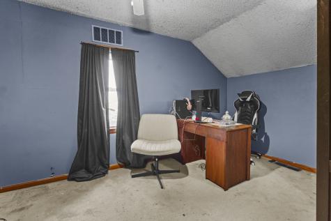207 East Taylor Street Grant Park IL 60940