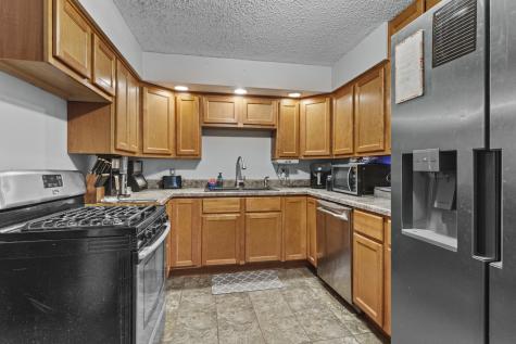 207 East Taylor Street Grant Park IL 60940