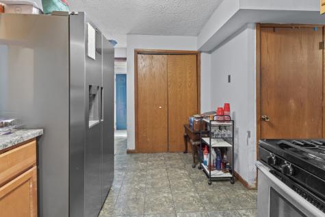 207 East Taylor Street Grant Park IL 60940