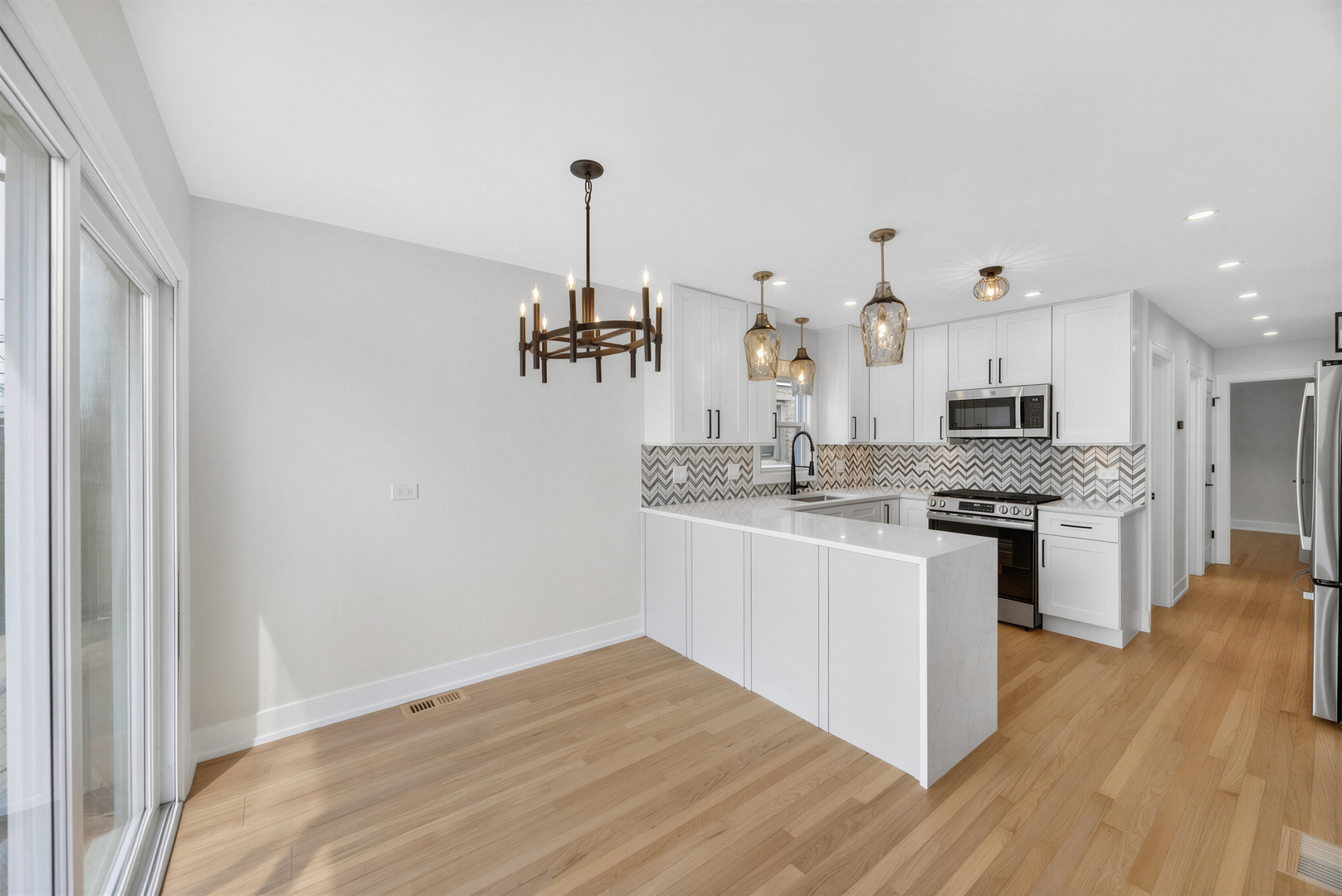 7055 West 64th Street Chicago IL 60638