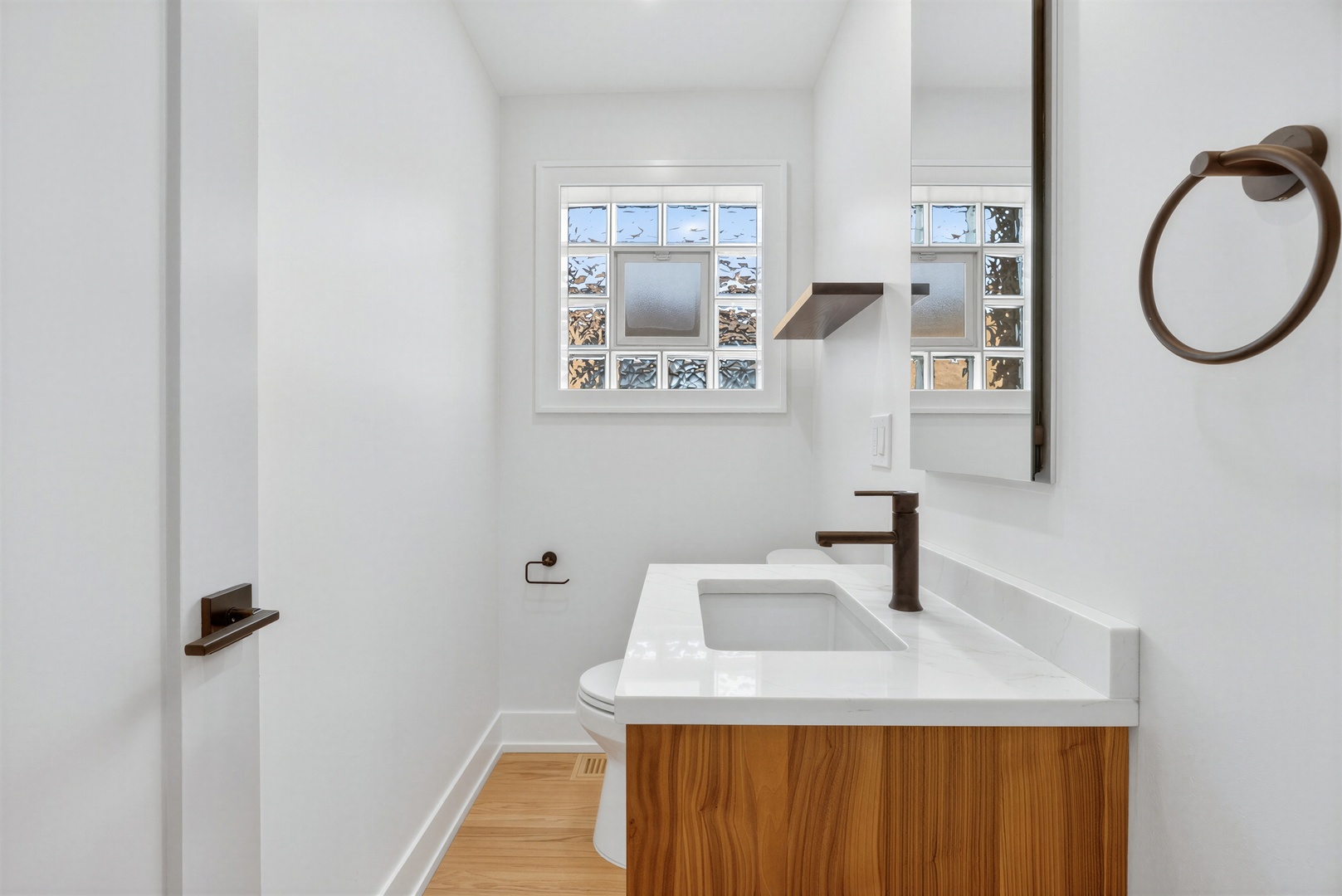 7055 West 64th Street Chicago IL 60638