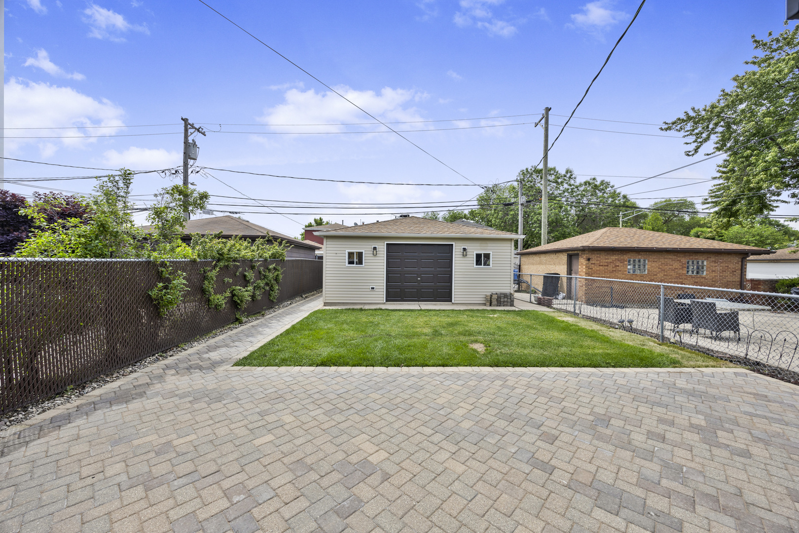 7055 West 64th Street Chicago IL 60638