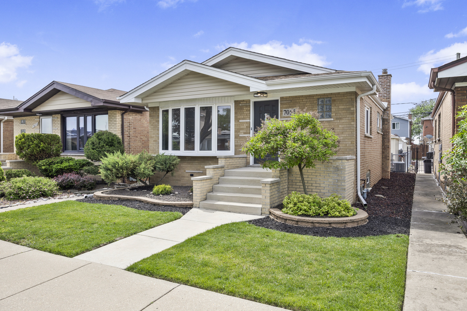 7055 West 64th Street Chicago IL 60638