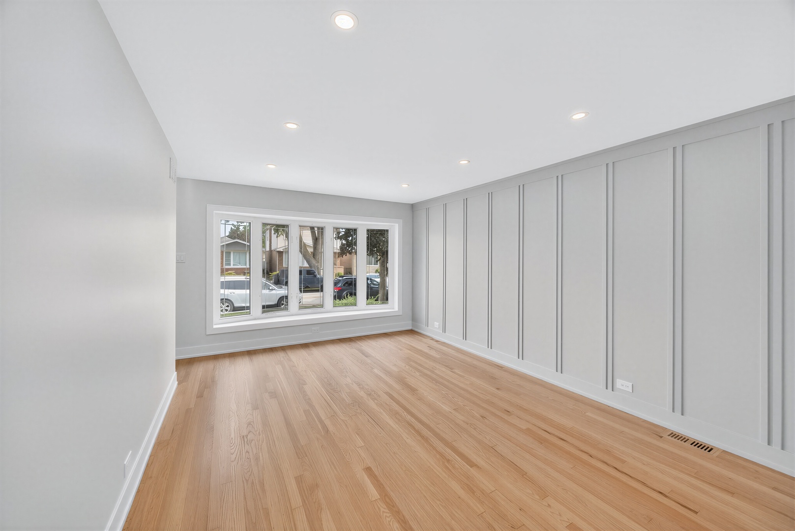 7055 West 64th Street Chicago IL 60638