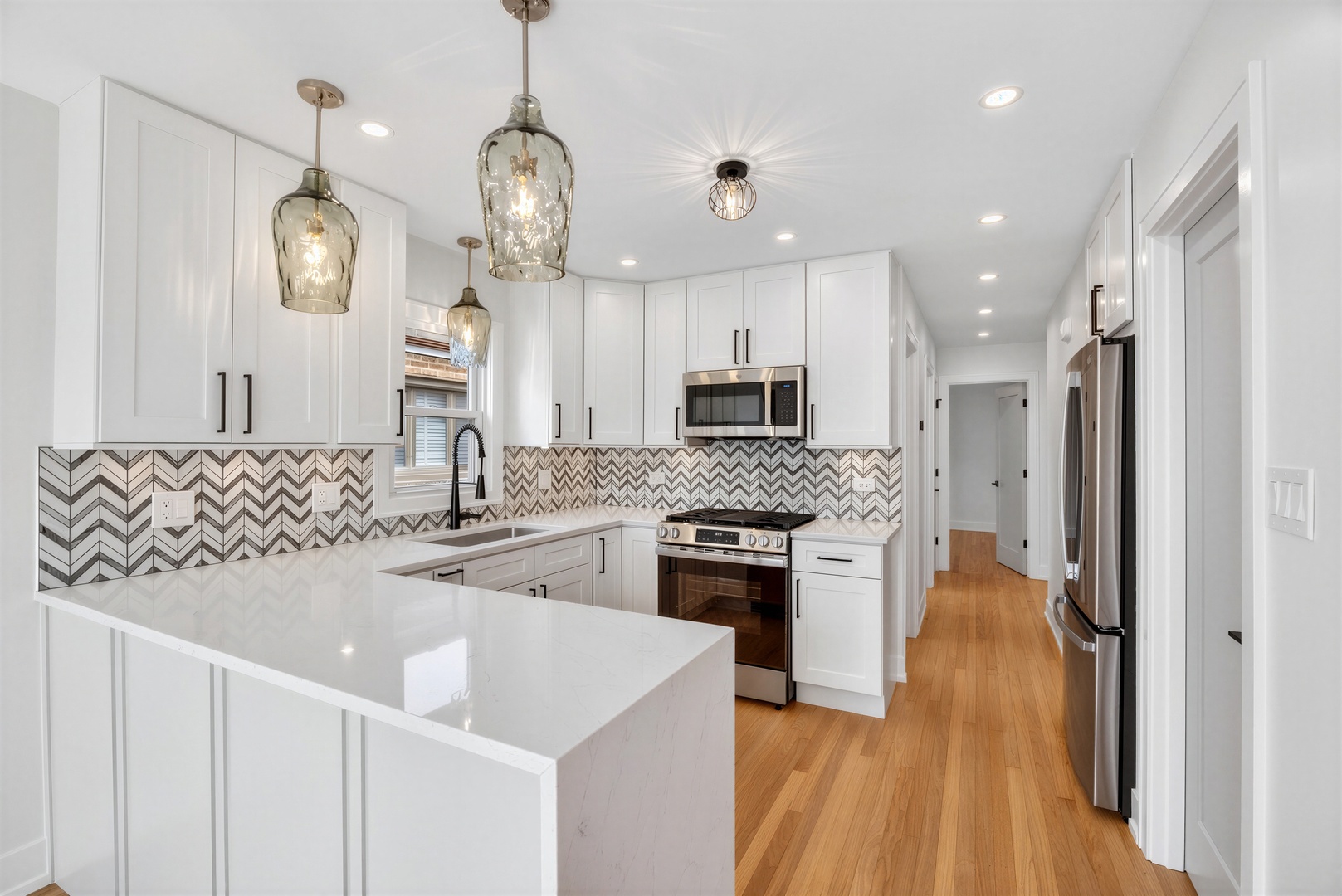 7055 West 64th Street Chicago IL 60638