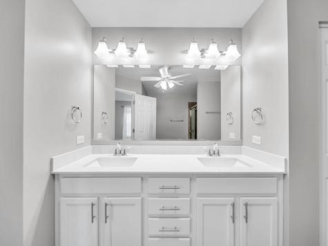 2534 Huntleigh Lane Woodridge IL 60517