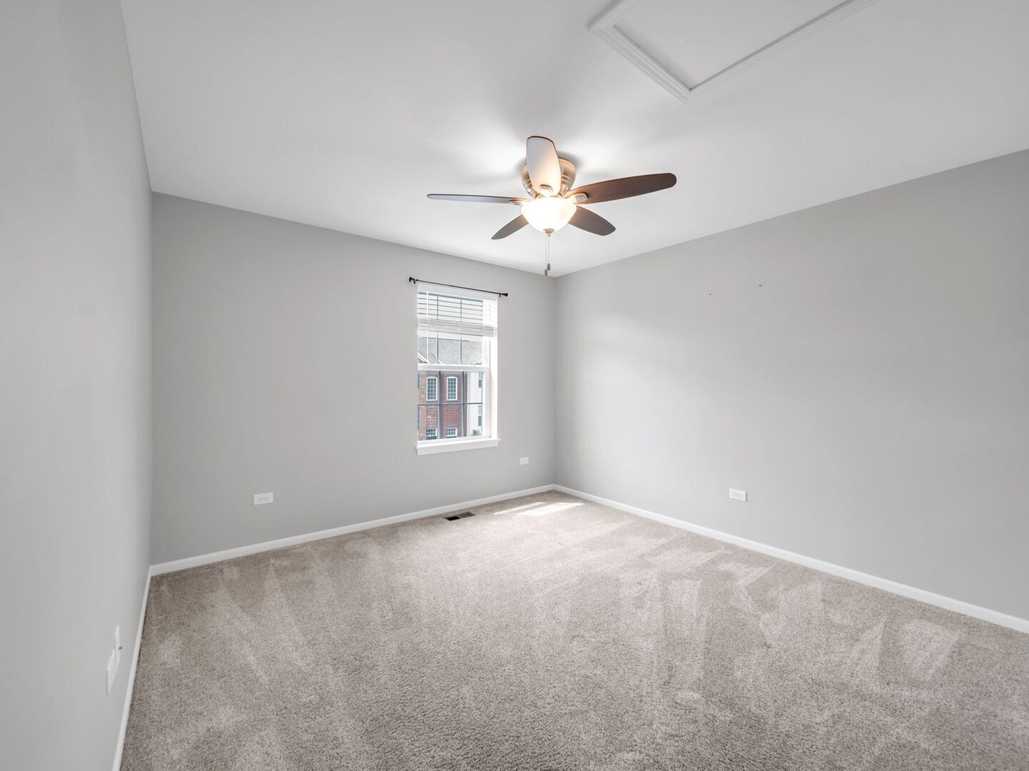 2534 Huntleigh Lane Woodridge IL 60517