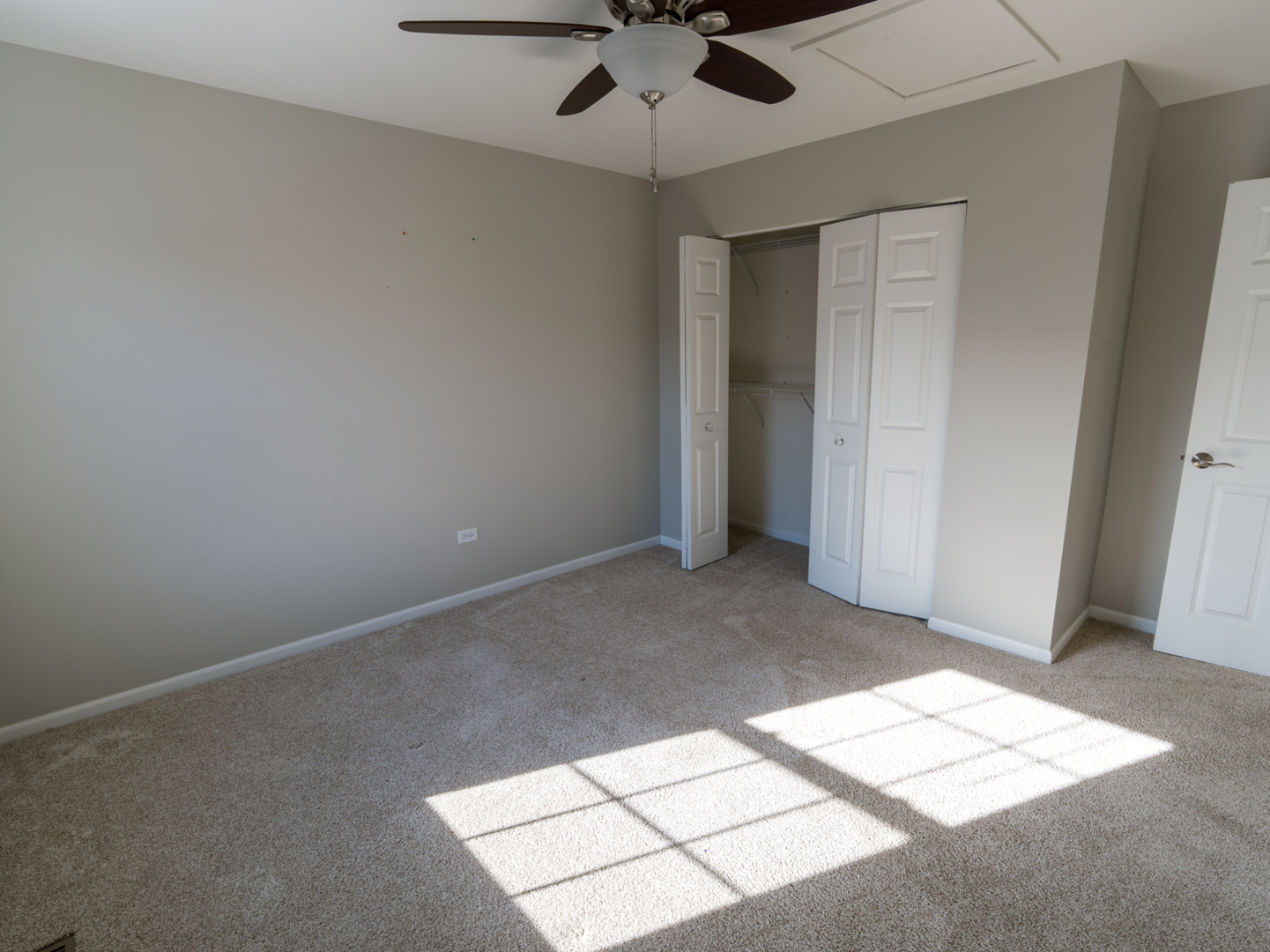 2534 Huntleigh Lane Woodridge IL 60517