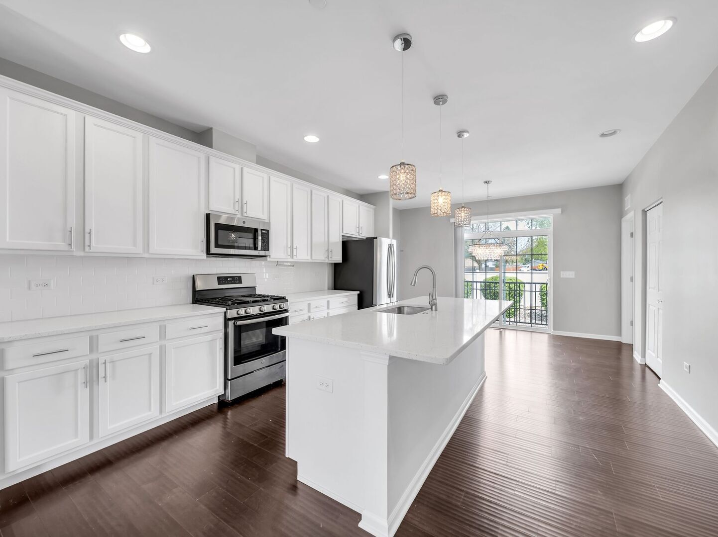 2534 Huntleigh Lane Woodridge IL 60517