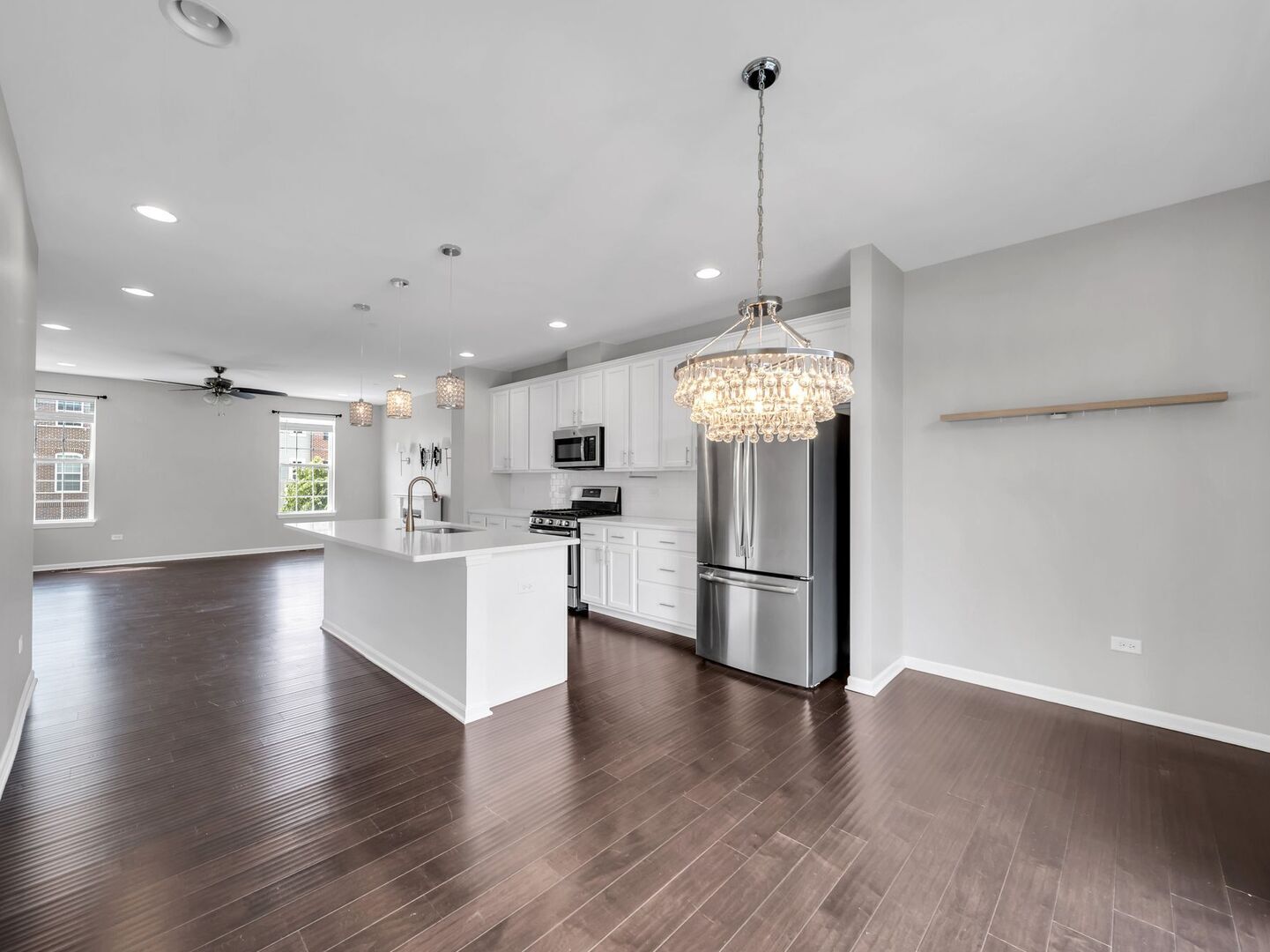 2534 Huntleigh Lane Woodridge IL 60517