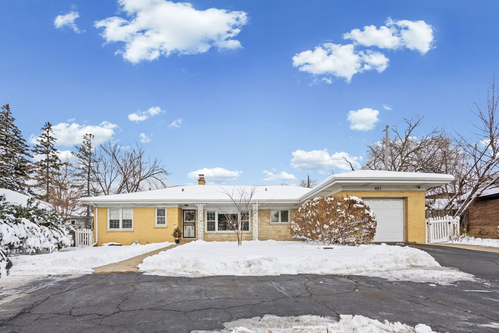 407 West North Avenue Elmhurst IL 60126