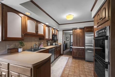 125 North Gibbons Avenue Arlington Heights IL 60004