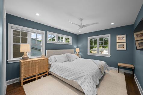 125 North Gibbons Avenue Arlington Heights IL 60004
