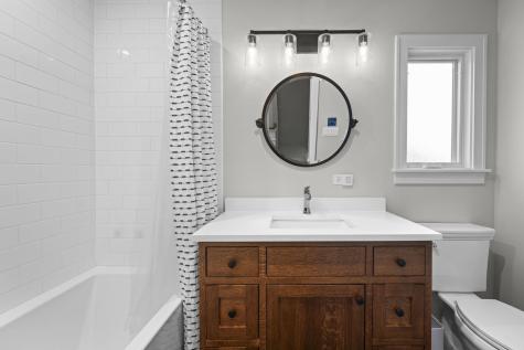 125 North Gibbons Avenue Arlington Heights IL 60004