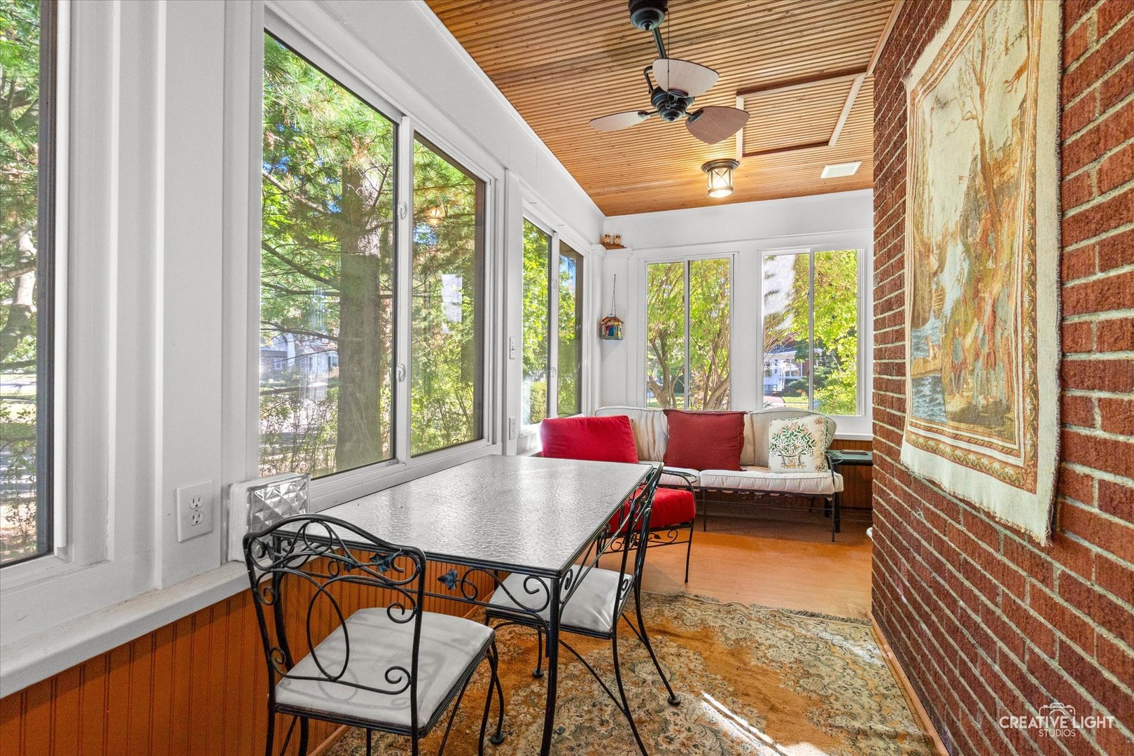 203 South Calumet Avenue Aurora IL 60506