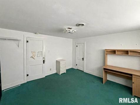 113/115 Mccann Street Benton IL 62812