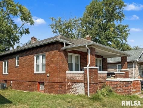113/115 Mccann Street Benton IL 62812