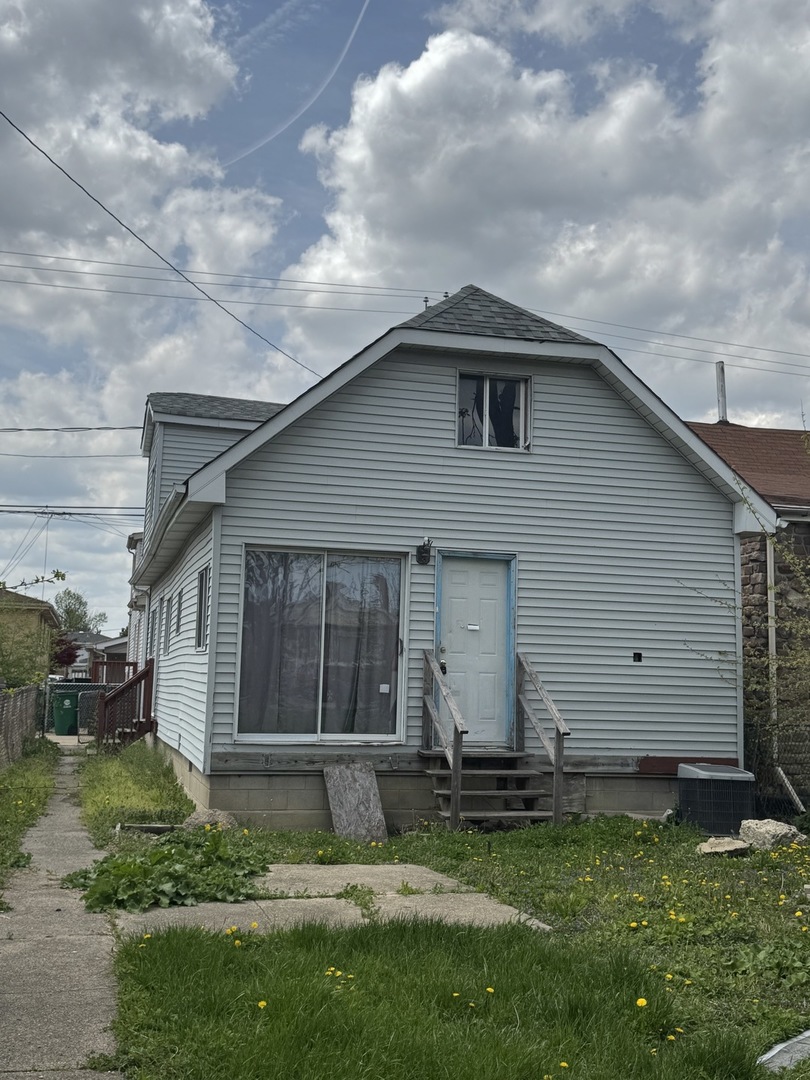 4952 South Laramie Avenue Chicago IL 60638