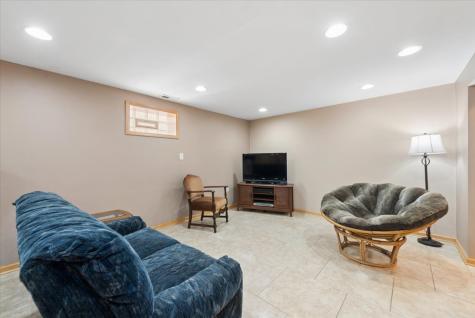 3810 Emerson Drive Schiller Park IL 60176