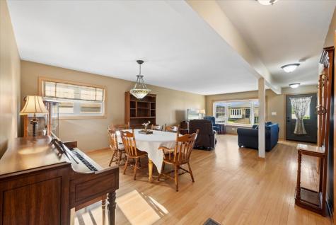 3810 Emerson Drive Schiller Park IL 60176