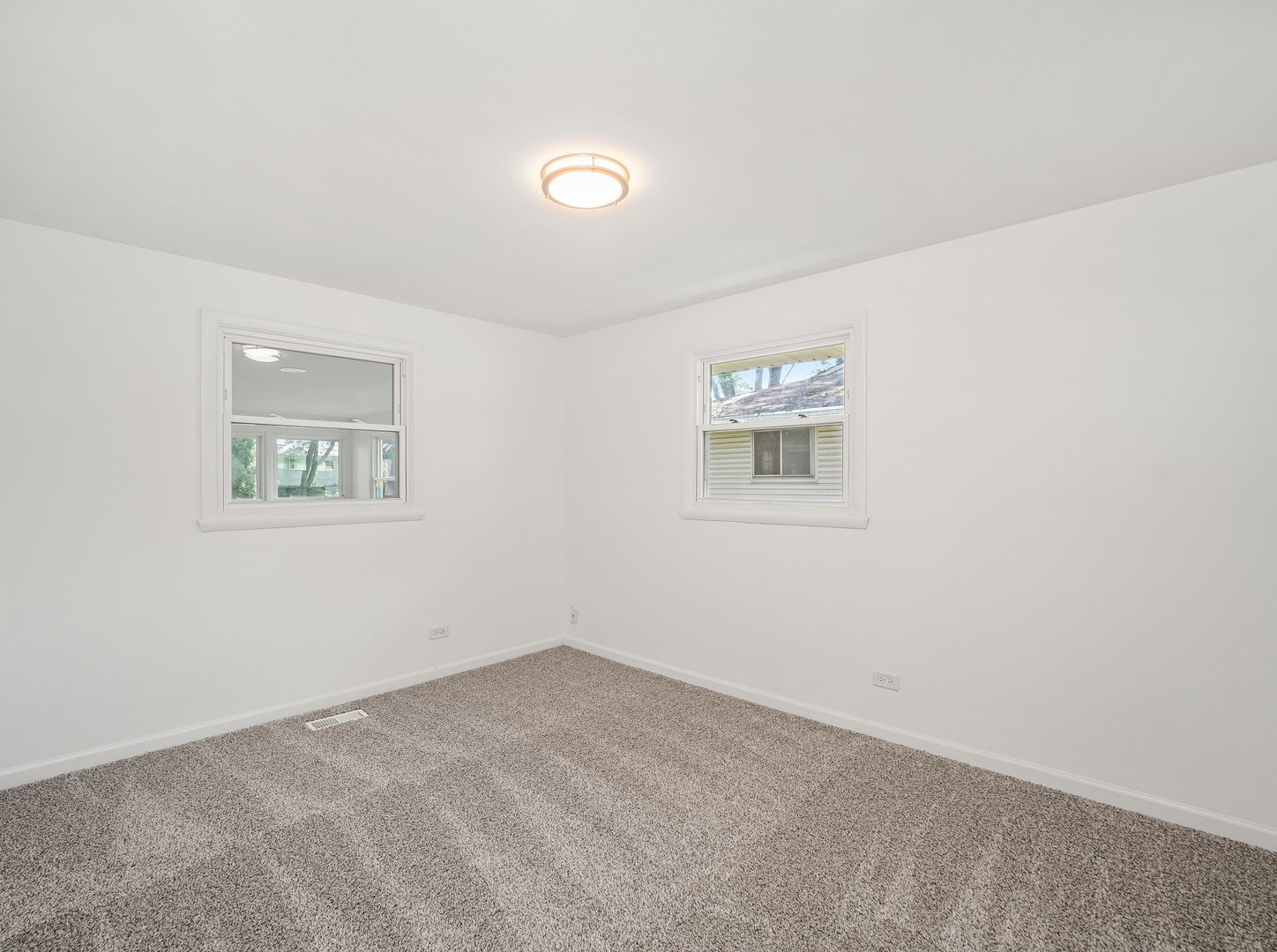 1403 Hampton Lane Schaumburg IL 60193