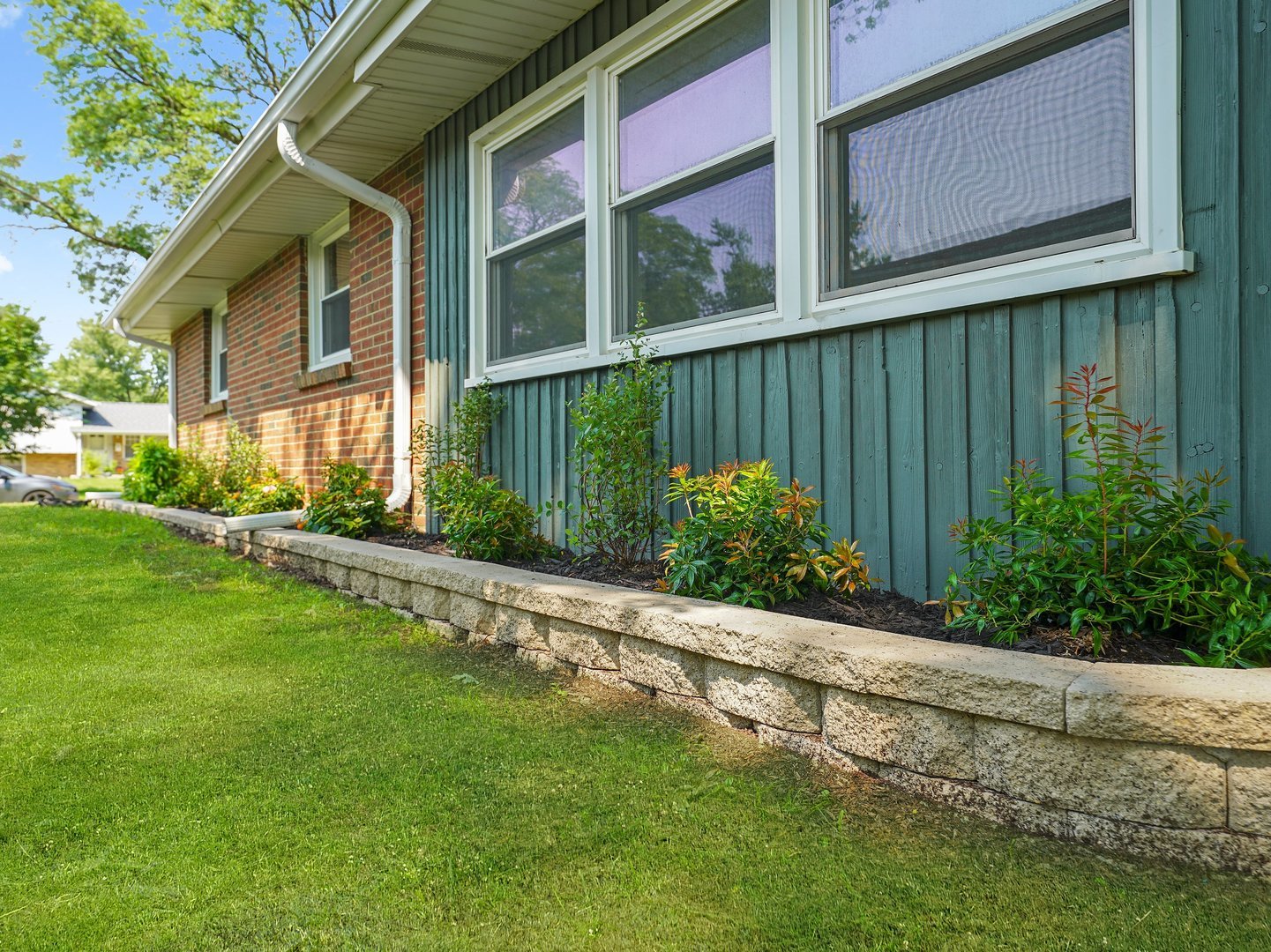 1403 Hampton Lane Schaumburg IL 60193