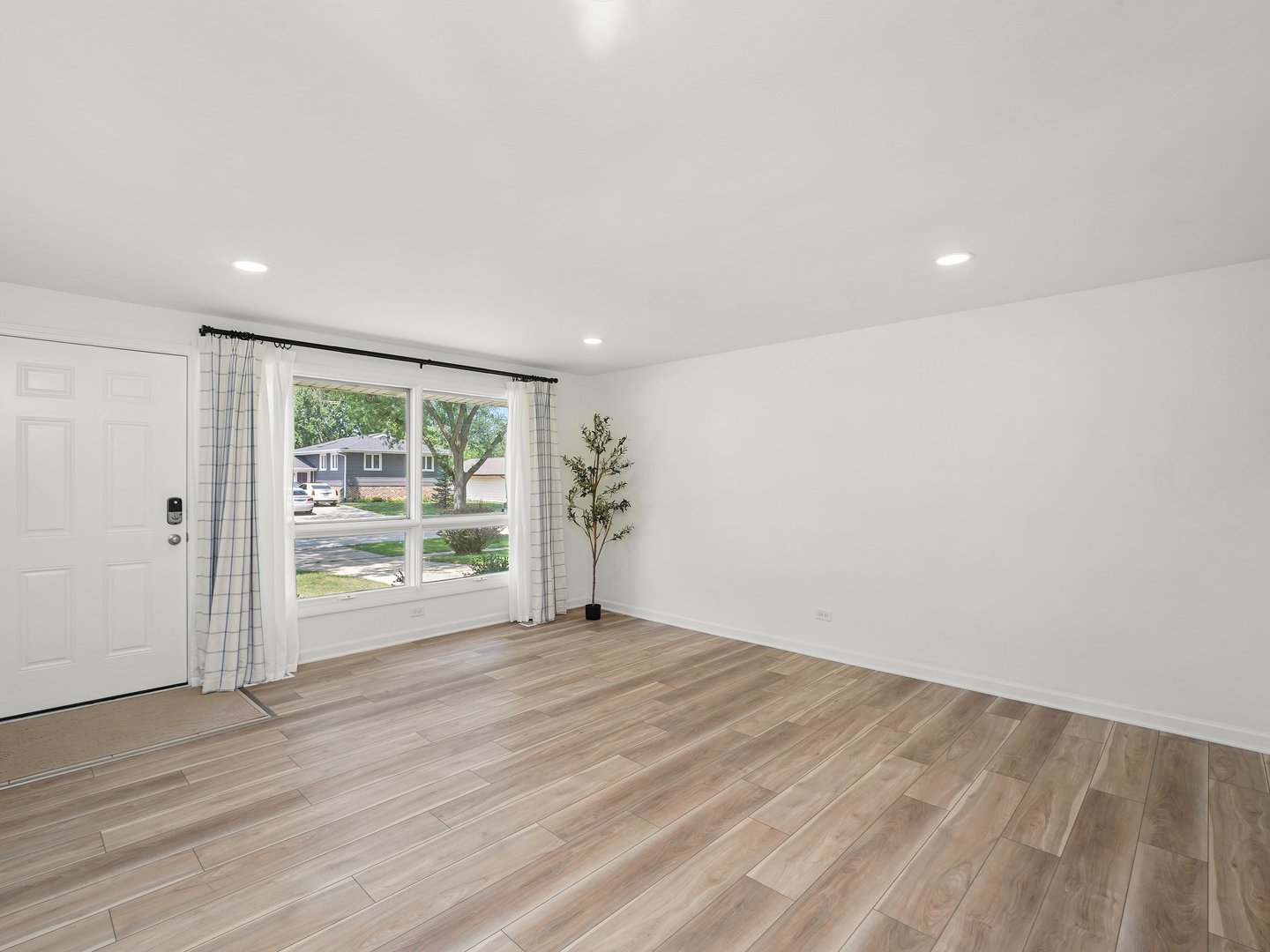 1403 Hampton Lane Schaumburg IL 60193