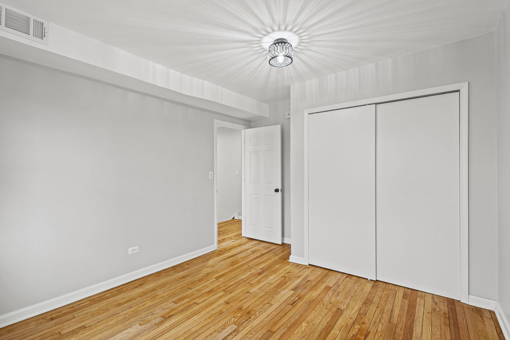 7809 South Peoria Street Chicago IL 60620