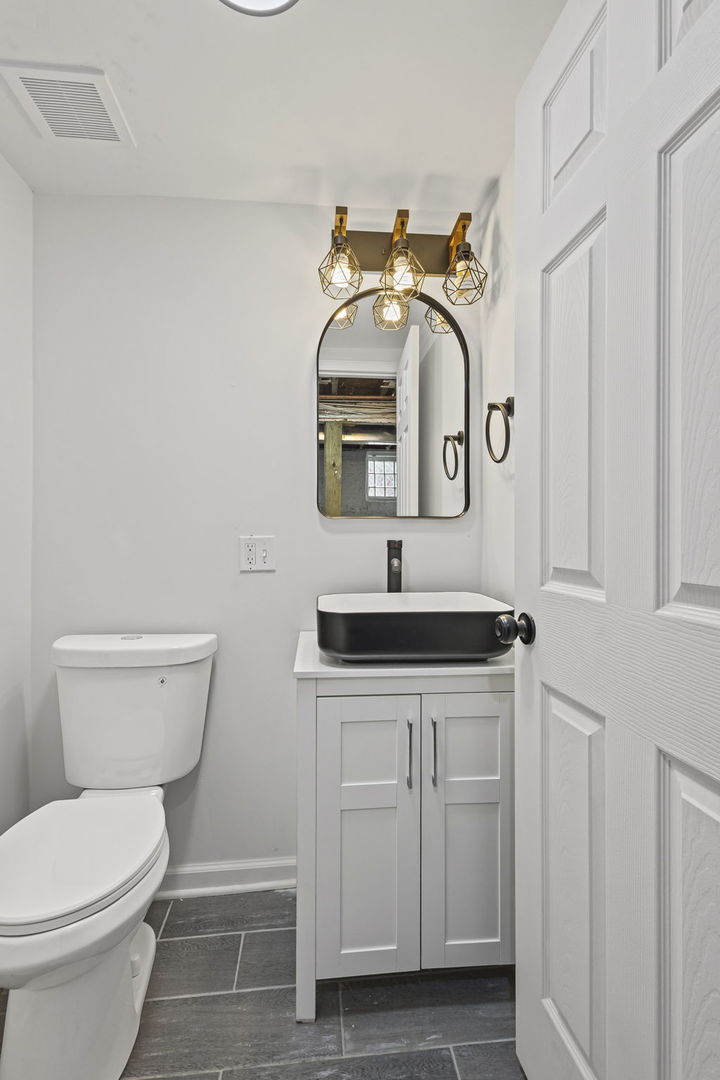 7809 South Peoria Street Chicago IL 60620