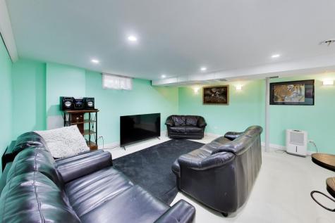 458 West Alma Street Elmhurst IL 60126