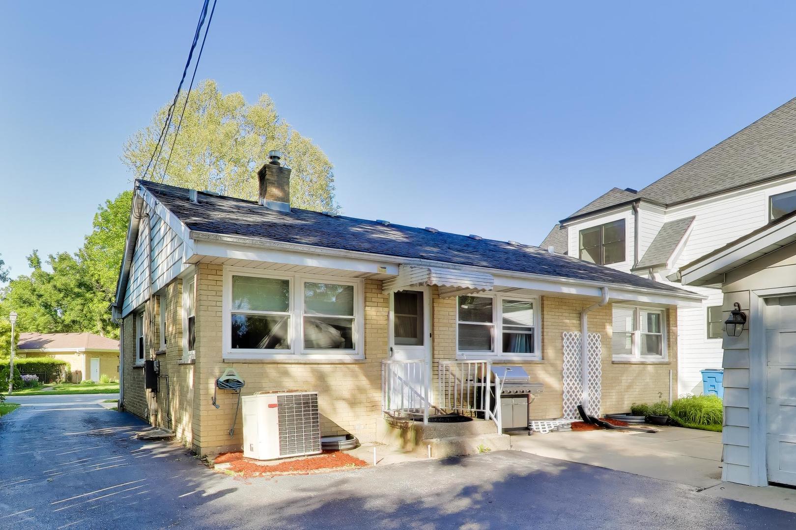 458 West Alma Street Elmhurst IL 60126