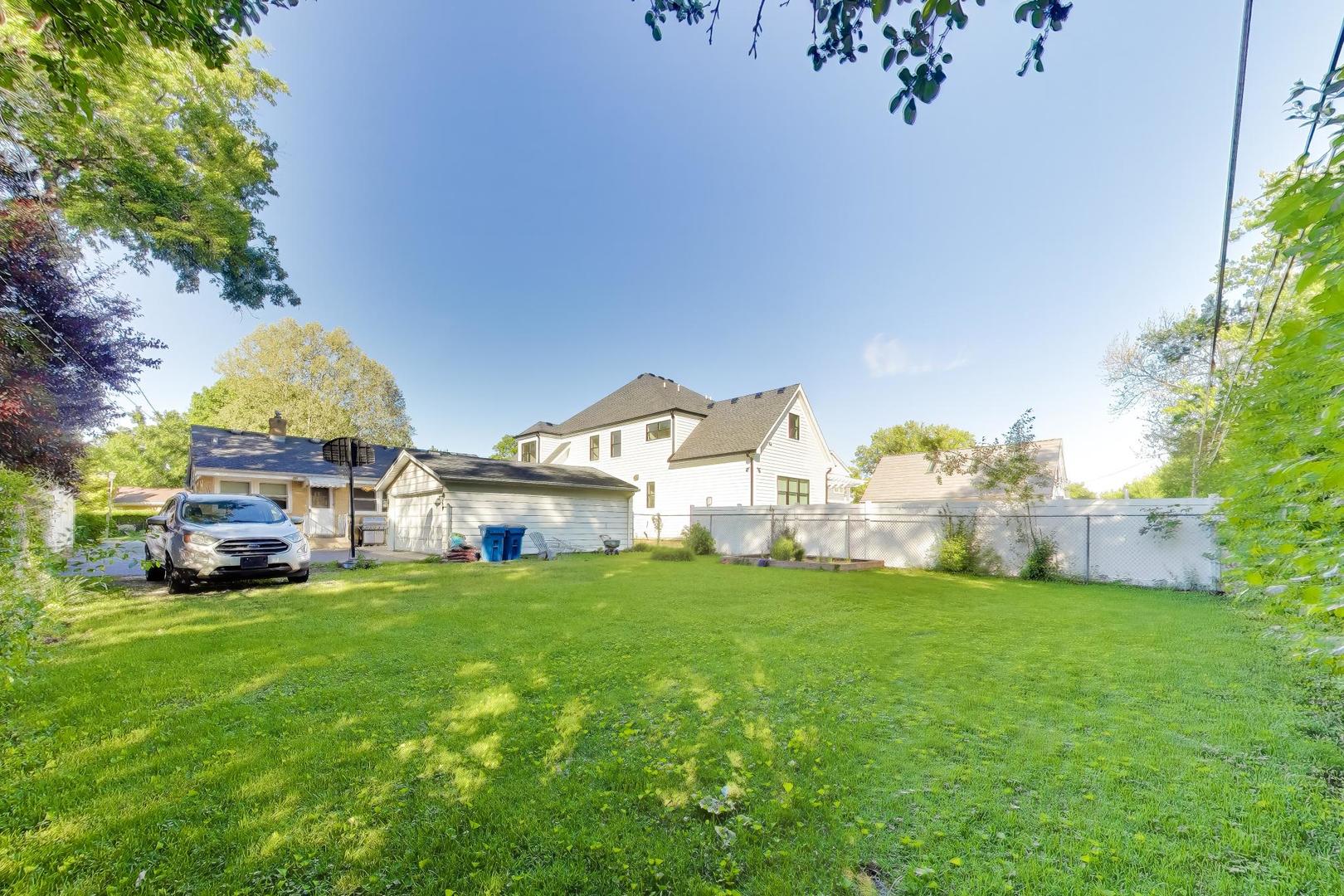 458 West Alma Street Elmhurst IL 60126