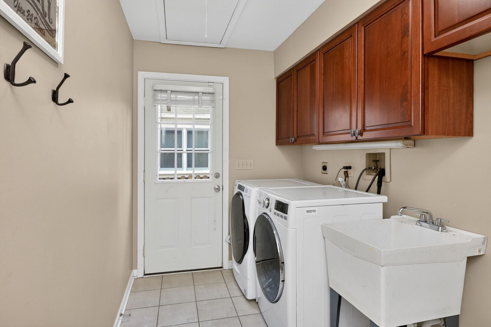 2815 Carriage Way Aurora IL 60504