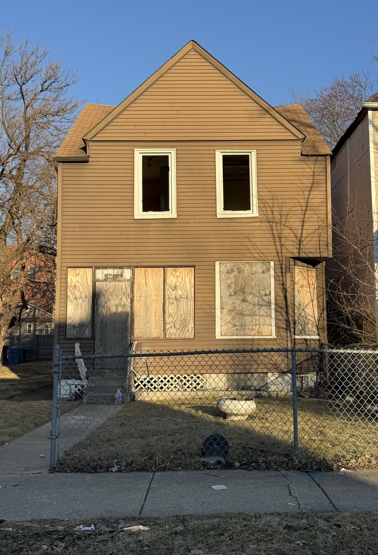 11931 South Wallace Street Chicago IL 60628