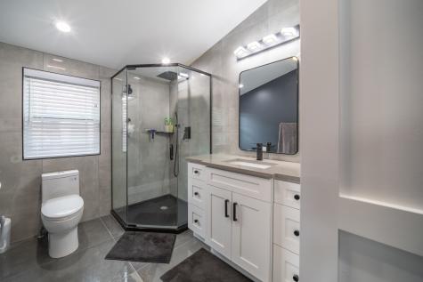 5455 West Roscoe Street Chicago IL 60641