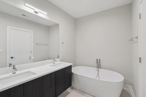 1744 Walnut Circle Northbrook IL 60062