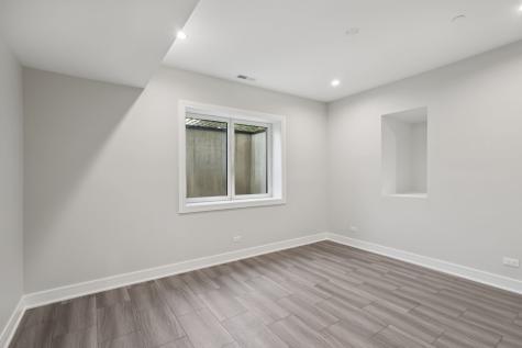 1744 Walnut Circle Northbrook IL 60062