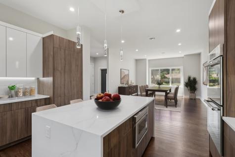 1744 Walnut Circle Northbrook IL 60062