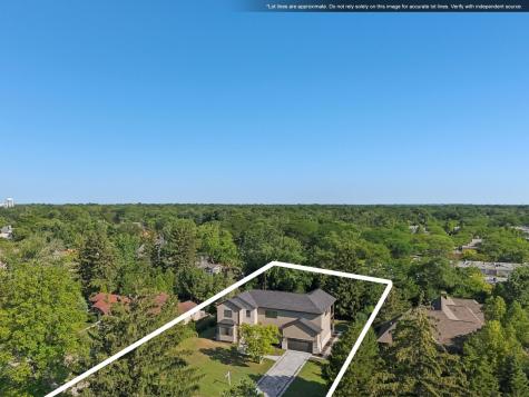 1744 Walnut Circle Northbrook IL 60062