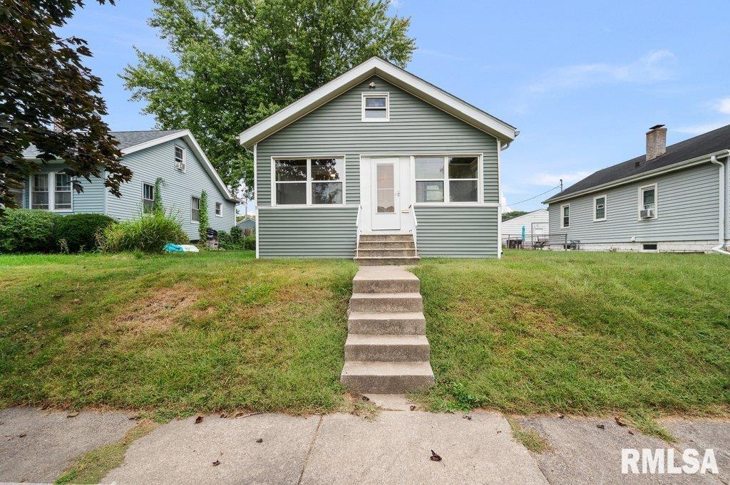 2519 29 1/2 Street Rock Island IL 61201