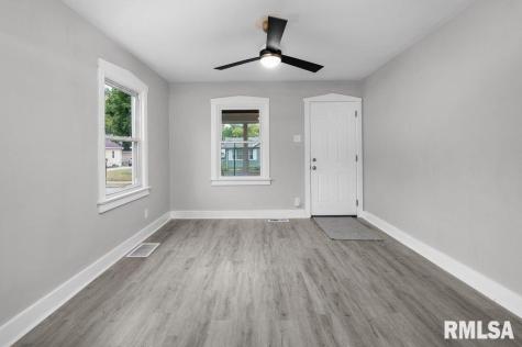2519 29 1/2 Street Rock Island IL 61201