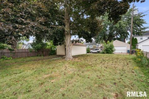 2519 29 1/2 Street Rock Island IL 61201
