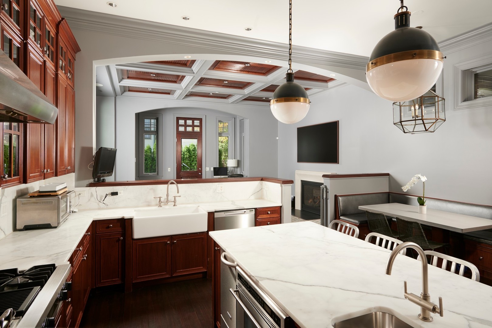 1838 North Burling Street Chicago IL 60614