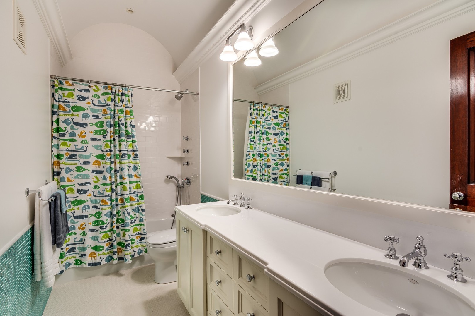 1838 North Burling Street Chicago IL 60614