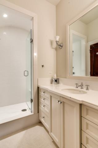 1838 North Burling Street Chicago IL 60614