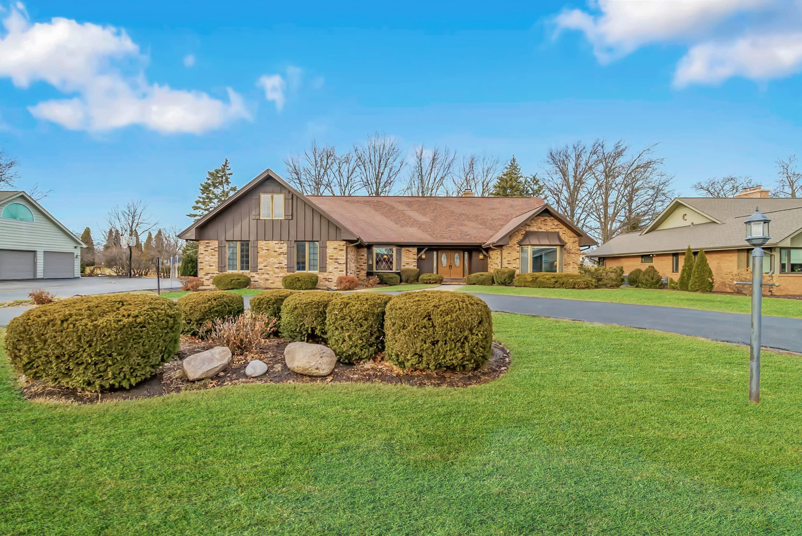 1626 Heather Lane Darien IL 60561
