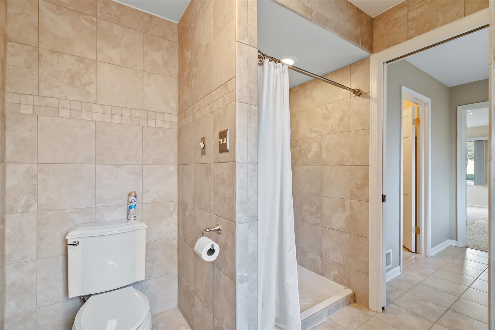 1626 Heather Lane Darien IL 60561