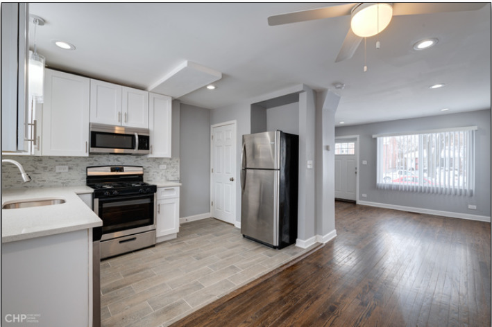 654 East 105th Street Chicago IL 60628