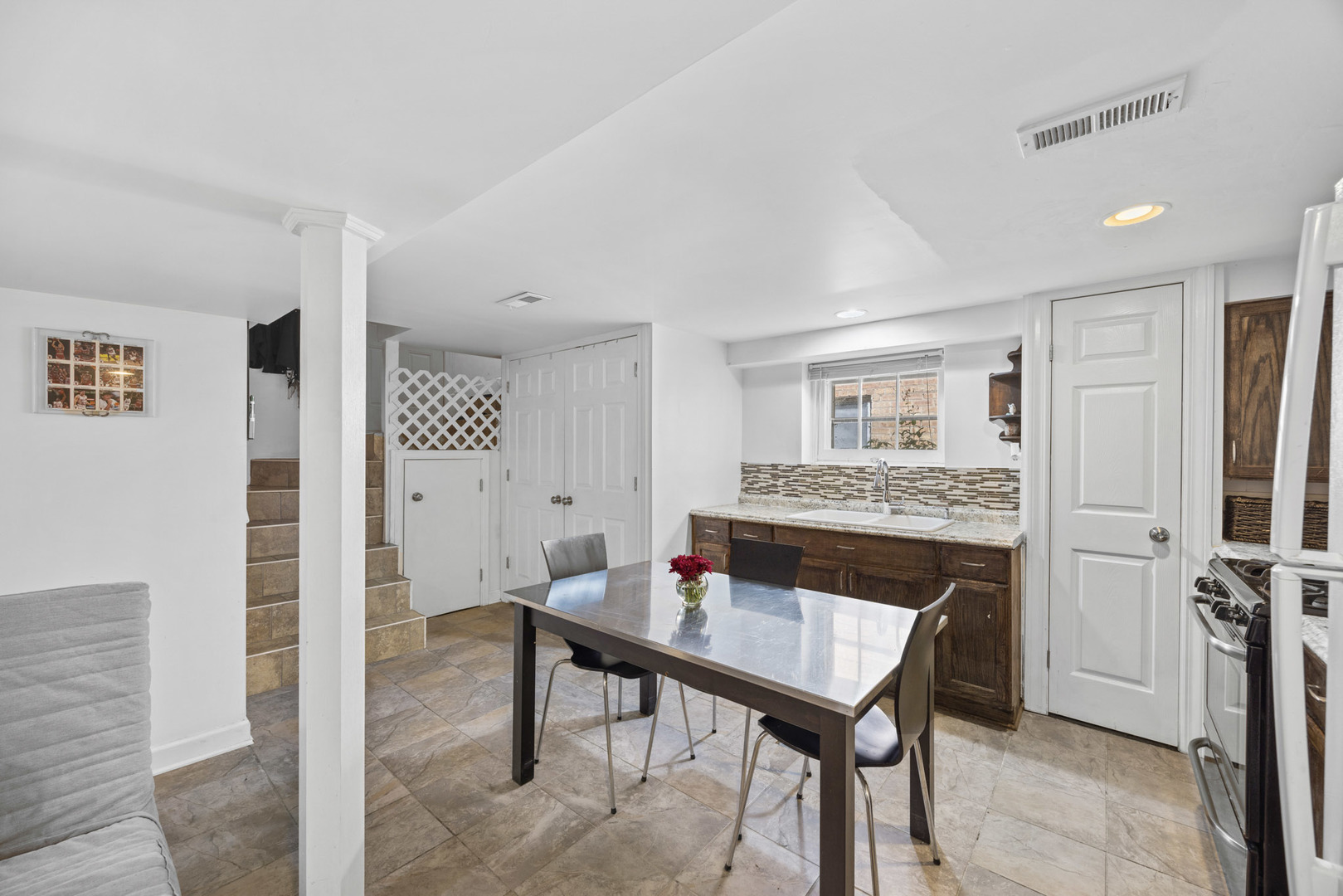 4906 West Argyle Street Chicago IL 60630